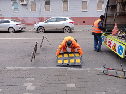 Лежачий полицейский ИДН-900-1 Средний элемент + Армирование металлокордом Лежачий полицейский ИДН-900-1 Средний элемент + Армирование металлокордом