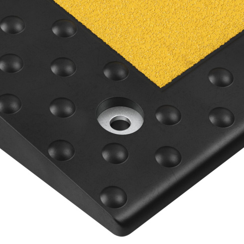 ИДН-900-1 Искусственная неровность из резины с усиленным креплением ИДН-900-1 Искусственная неровность из резины с усиленным креплением