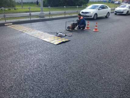 Лежачий полицейский ИДН-900-1 Средний элемент + Армирование металлокордом Лежачий полицейский ИДН-900-1 Средний элемент + Армирование металлокордом