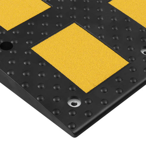 ИДН-900-1 Искусственная неровность Резина отверстие для крепления ИДН-900-1 Искусственная неровность Резина отверстие для крепления