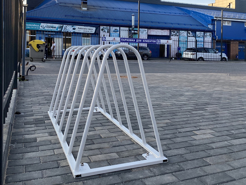 Велопарковка на шесть мест Велопарковка на шесть мест