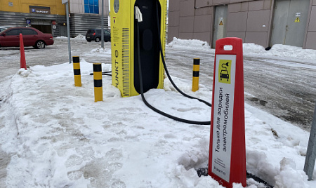 Ограждение «Солдатик» для зоны зарядки электромобилей