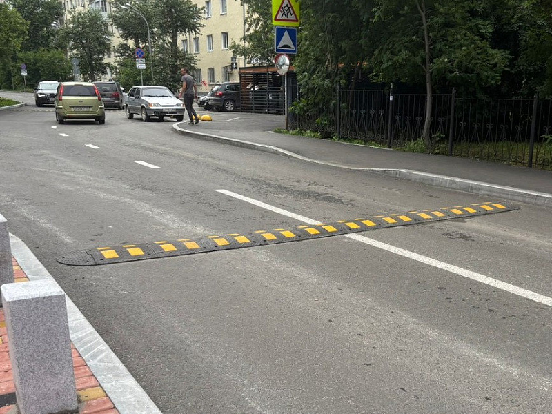 Проезжая часть, оснащенная композитным ИДН-500 Проезжая часть, оснащенная композитным ИДН-500