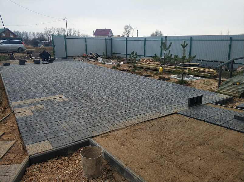 Монтаж полимерпесчаной плитки тротуарной Монтаж полимерпесчаной плитки тротуарной