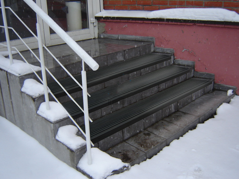 Проступь резиновая для для сокращения риска падения Проступь резиновая для для сокращения риска падения