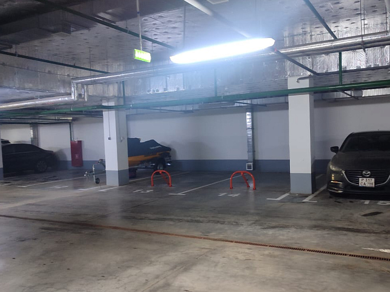 Ограничители парковочного места Ограничители парковочного места