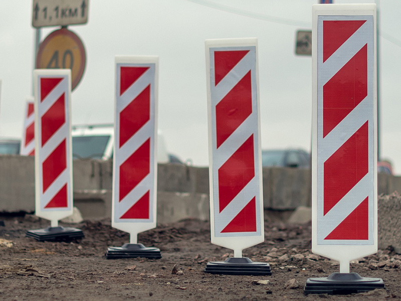 Солдатики дорожные, оснащенные резиновыми подставками Солдатики дорожные, оснащенные резиновыми подставками