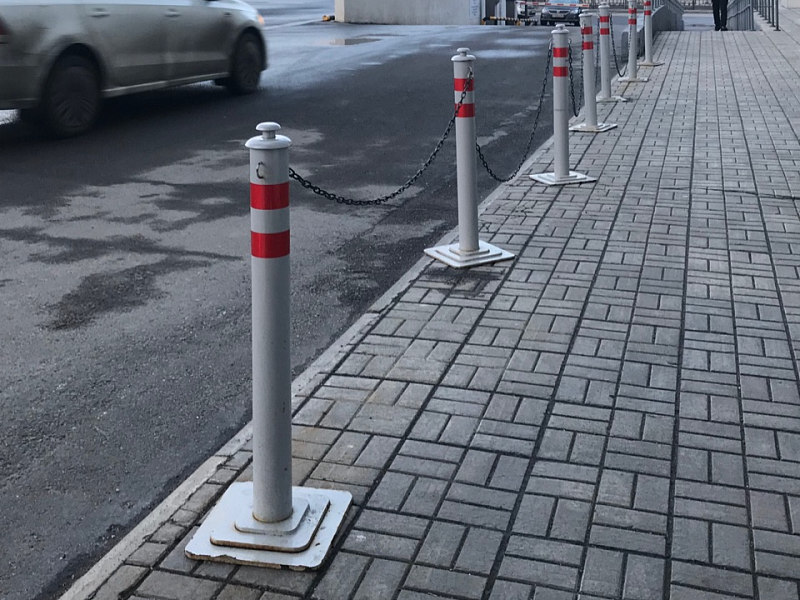 Столбики передвижные серии «Город» для выделения пешеходной зоны Столбики передвижные серии «Город» для выделения пешеходной зоны