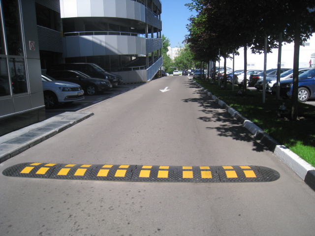 Монтаж ИДН-500 из резины для обеспечения безопасности движения Монтаж ИДН-500 из резины для обеспечения безопасности движения