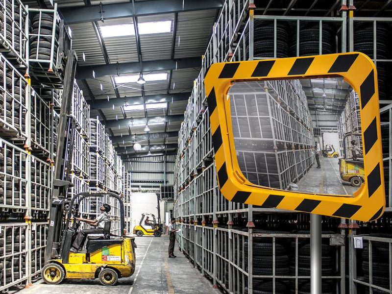 Зеркала индустриальные для контроля обстановки в больших помещениях Зеркала индустриальные для контроля обстановки в больших помещениях