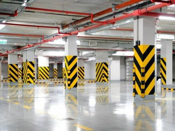 Демпферы стеновые из вспененного полиэтилена для защиты колонн на парковке Демпферы стеновые из вспененного полиэтилена для защиты колонн на парковке